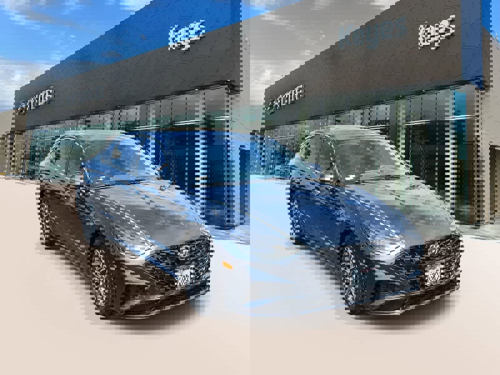 Used 2023 Hyundai Sonata SEL w/ Convenience Package image 3