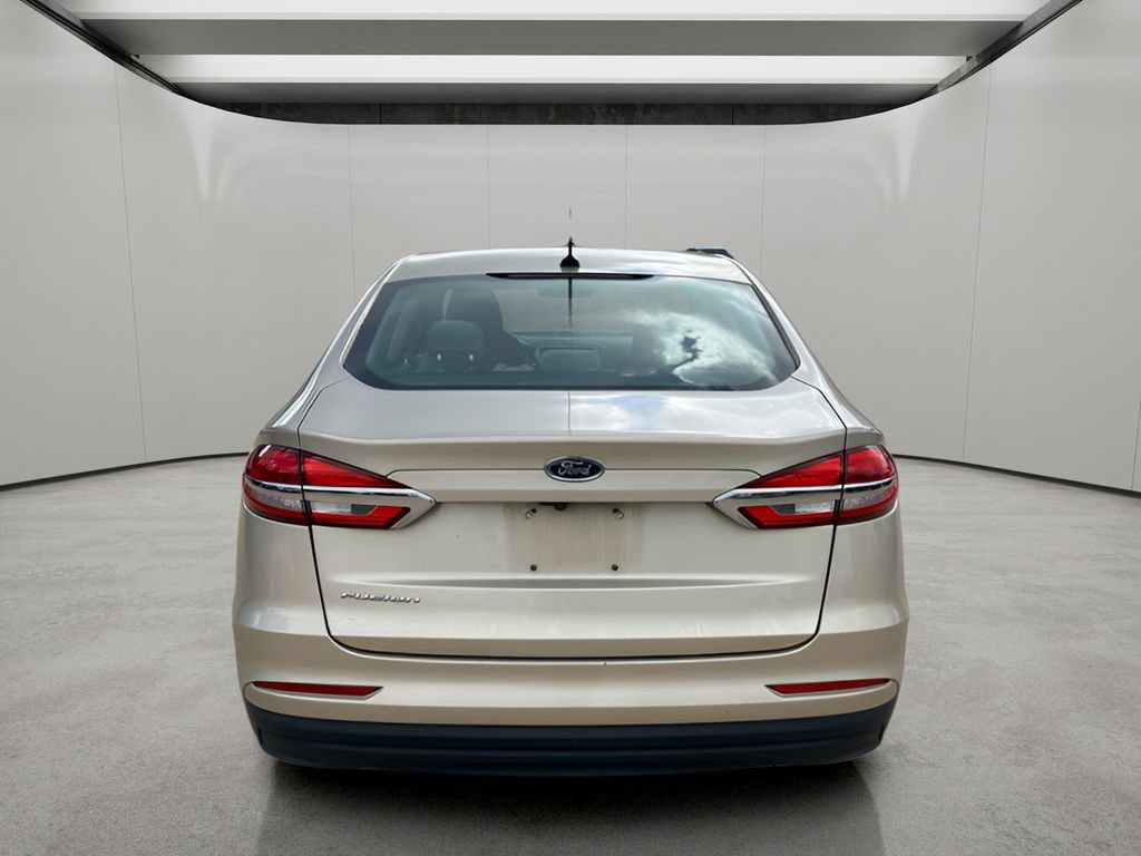 Used 2019 Ford Fusion S FWD image 4