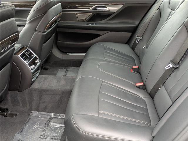Used 2021 BMW 740i xDrive AWD/4WD image 21