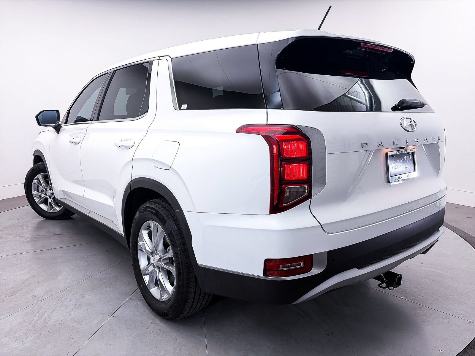 Used 2022 Hyundai Palisade SE w/ Cargo Package FWD image 2