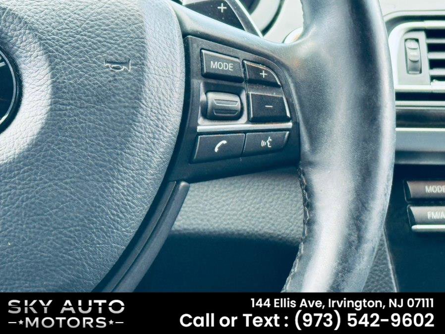Used 2014 BMW 750Li xDrive AWD/4WD image 16
