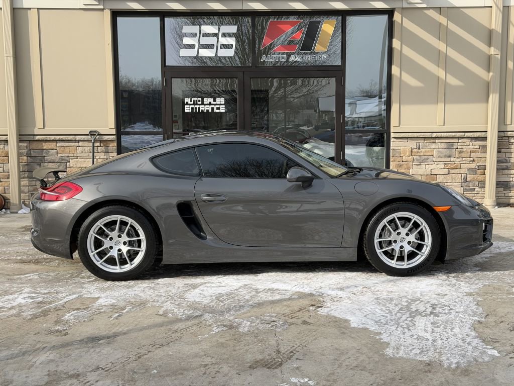 Used 2014 Porsche Cayman w/ Infotainment Package image 2