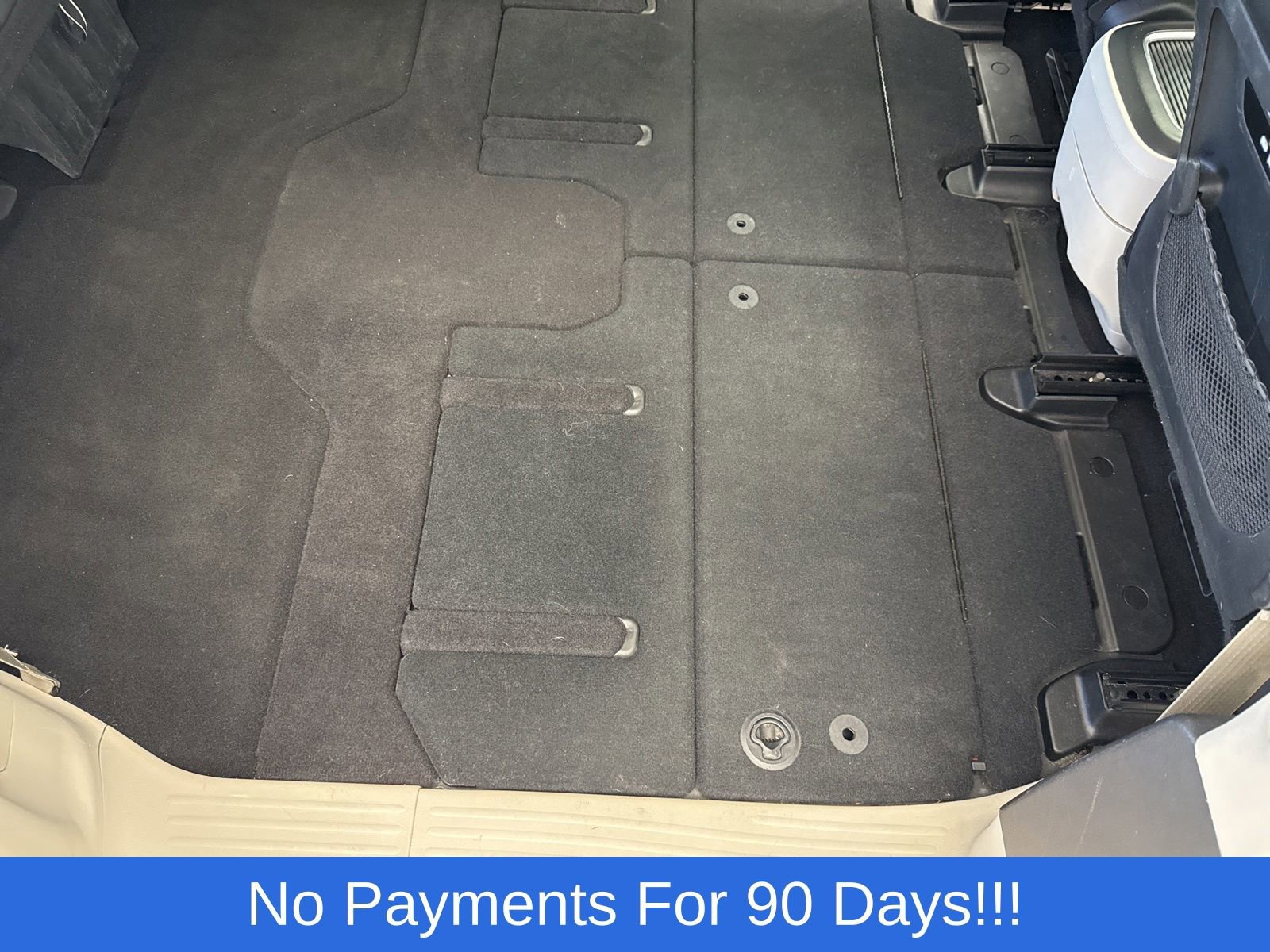 Used 2023 Chrysler Pacifica Touring-L FWD image 40