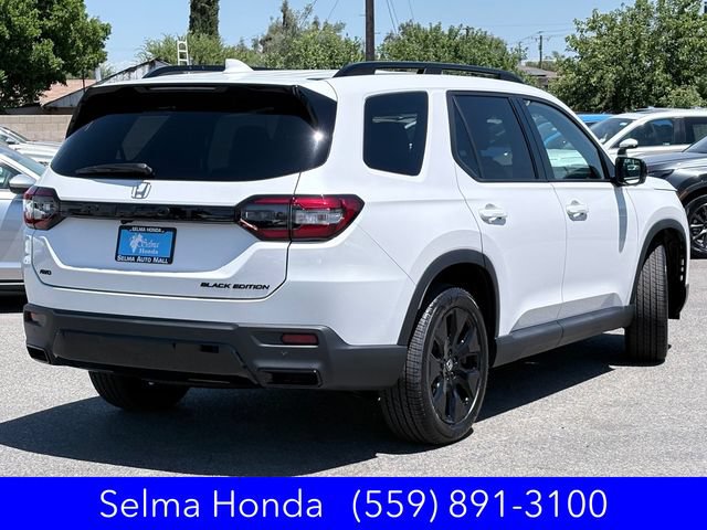 New 2026 Honda Pilot Black Edition image 4