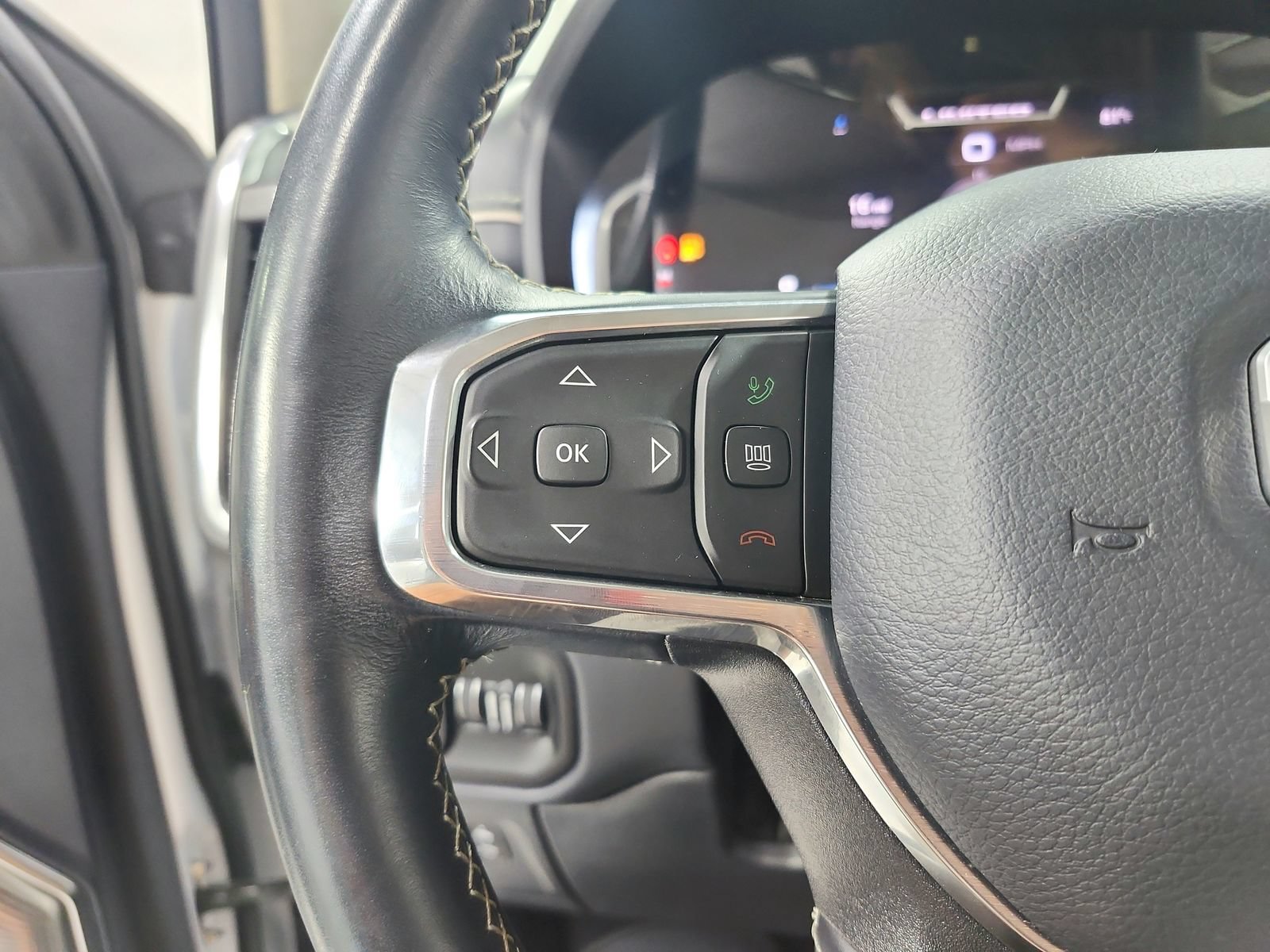 Used 2024 RAM 1500 Limited AWD/4WD image 24