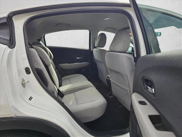 Used 2020 Honda HR-V LX image 11