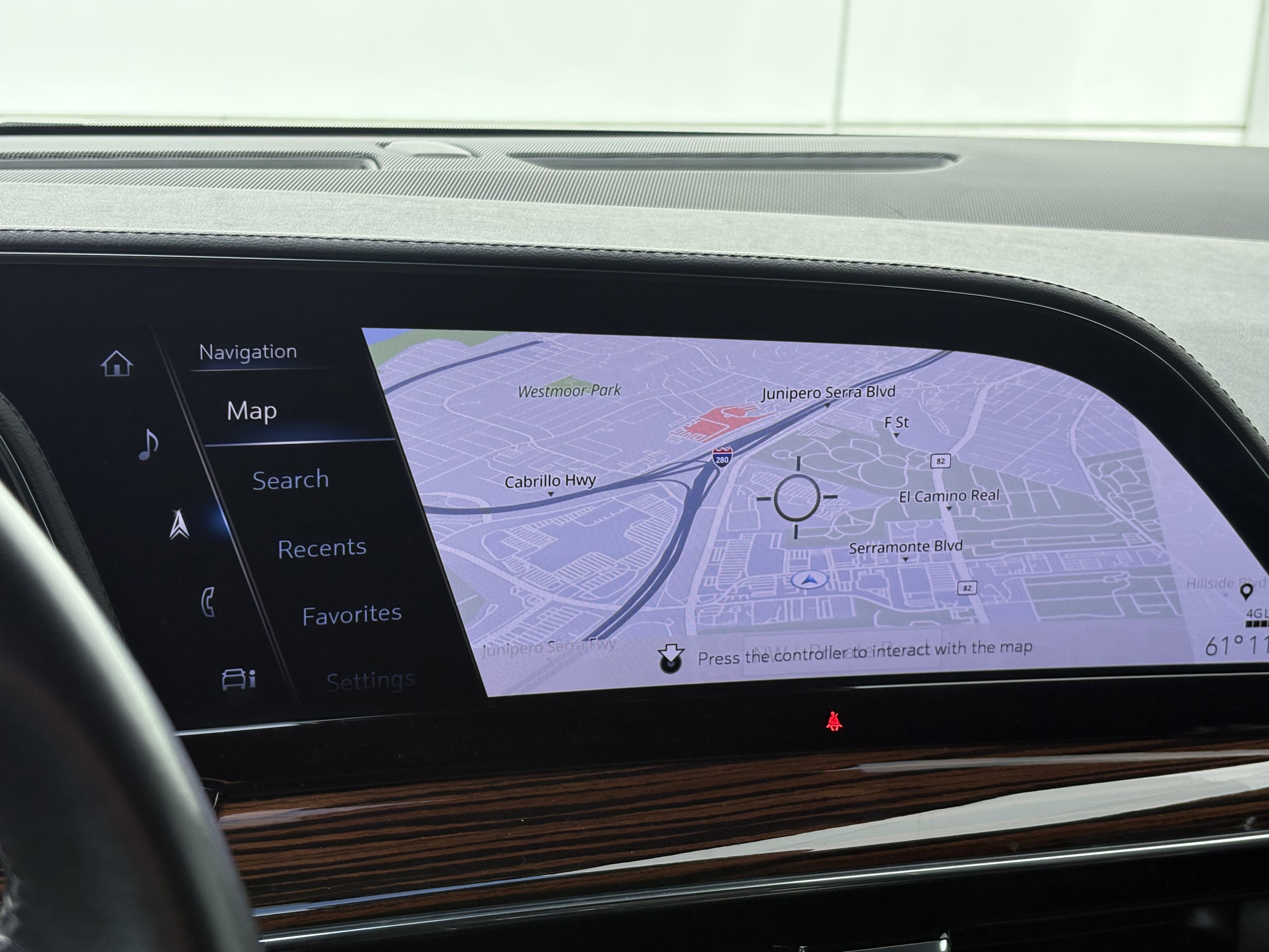 Certified 2022 Cadillac Escalade Premium Luxury image 27