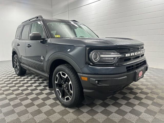 Used 2023 Ford Bronco Sport Outer Banks w/ Tech Package image 1