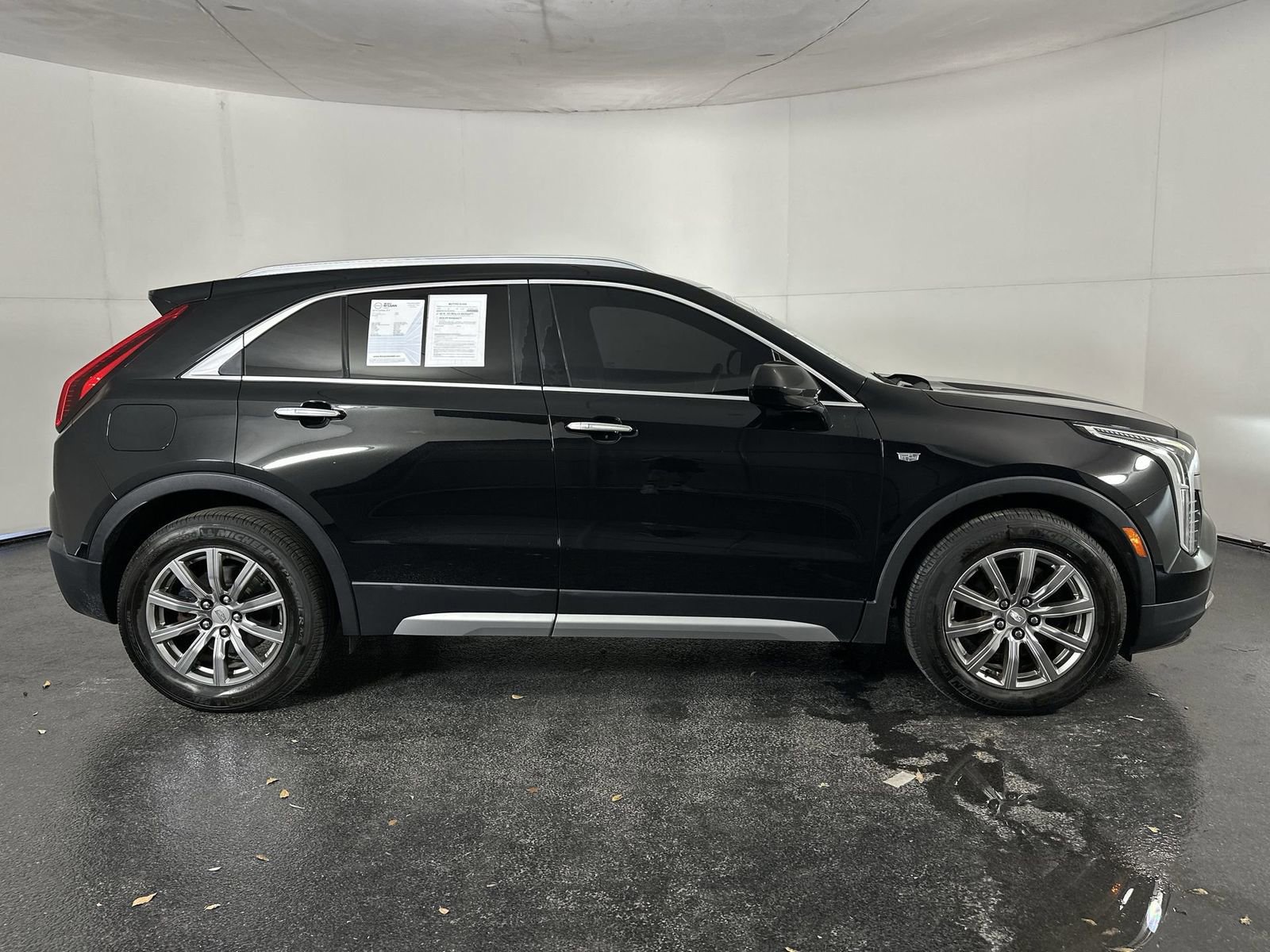Used 2019 Cadillac XT4 Premium Luxury image 13