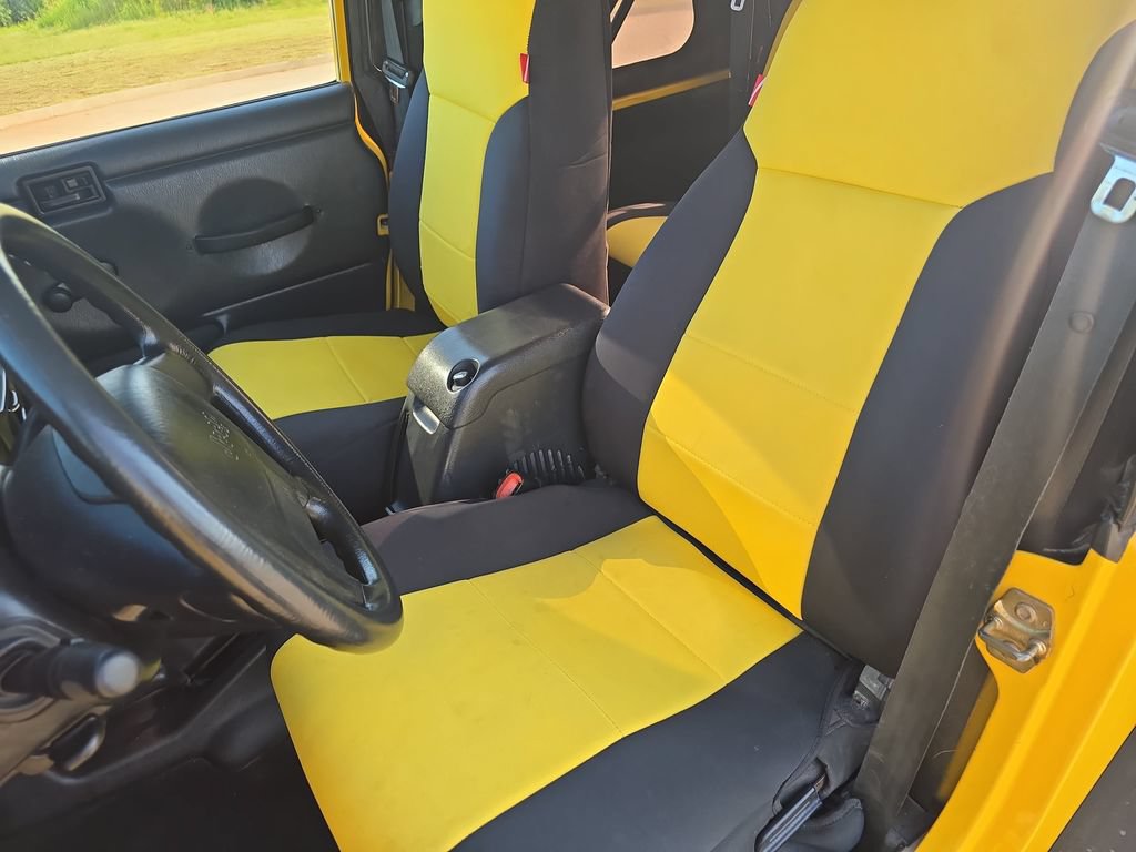 Used 2004 Jeep Wrangler 4WD image 14