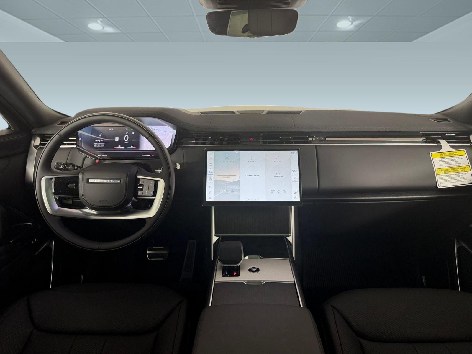 New 2026 Land Rover Range Rover Long Wheelbase SE AWD/4WD image 13