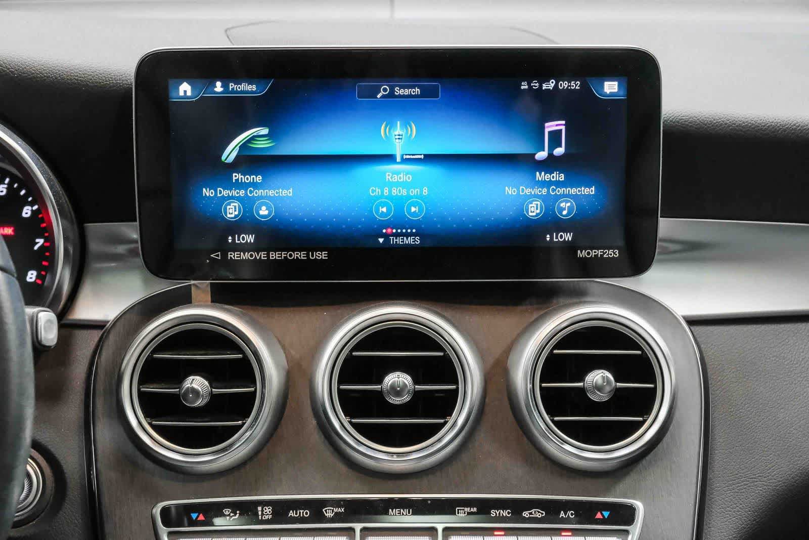 Certified 2022 Mercedes-Benz GLC 300 image 17