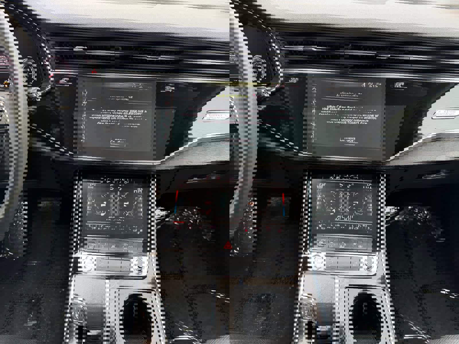 Used 2020 Audi Q7 3.0T Premium Plus w/ Premium Plus Package AWD/4WD image 11