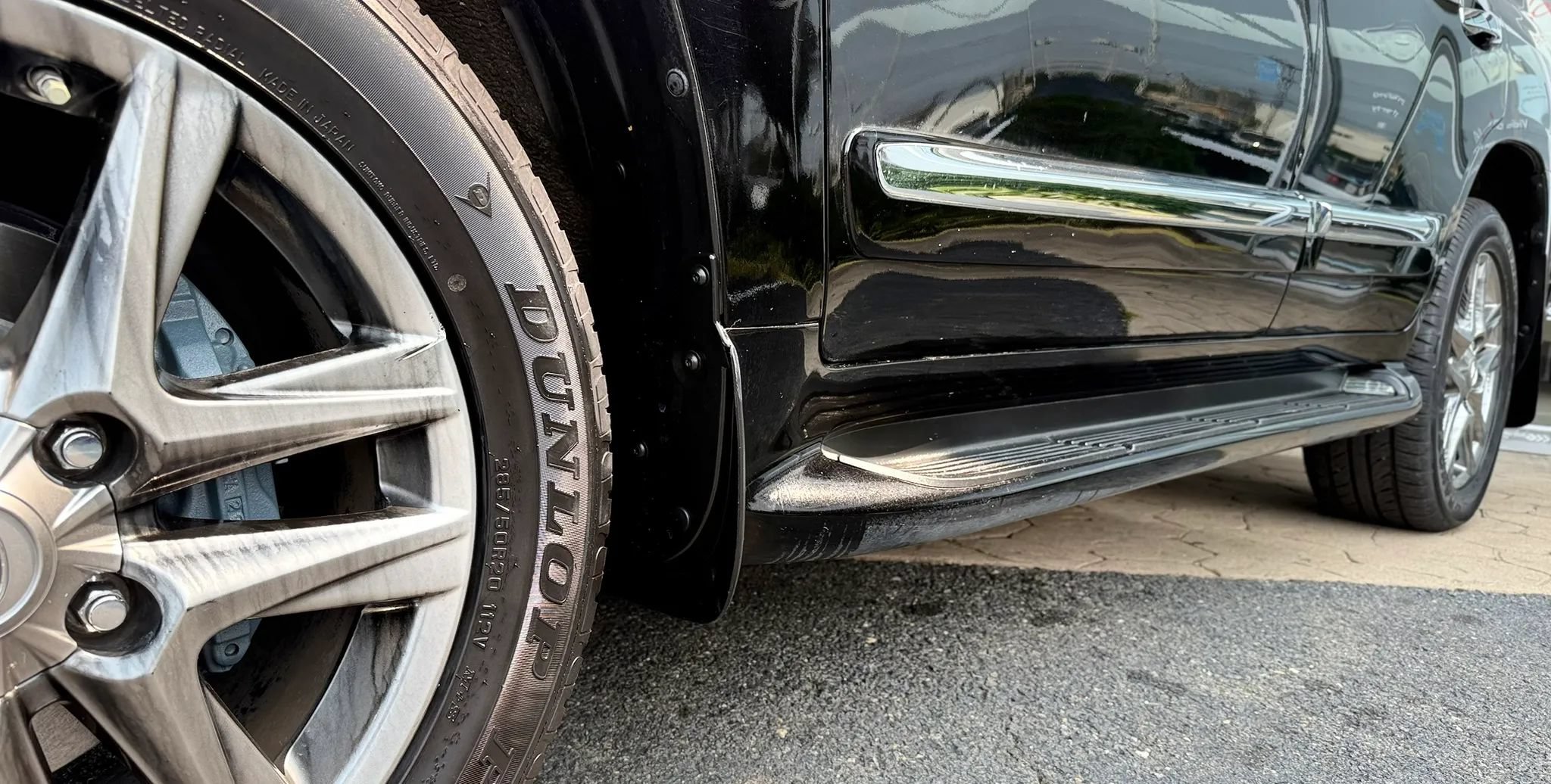 Used 2013 Lexus LX 570 4WD image 61