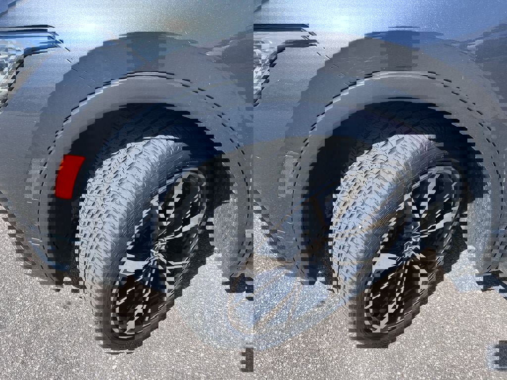 Used 2022 Volkswagen Tiguan SEL R-Line AWD/4WD image 31