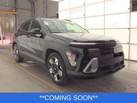 Used 2025 Hyundai Kona SEL FWD image 2