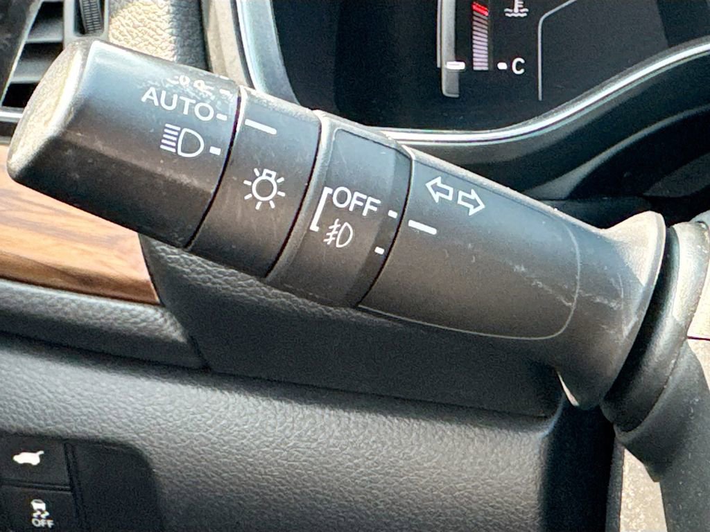 Used 2020 Honda CR-V Touring image 13