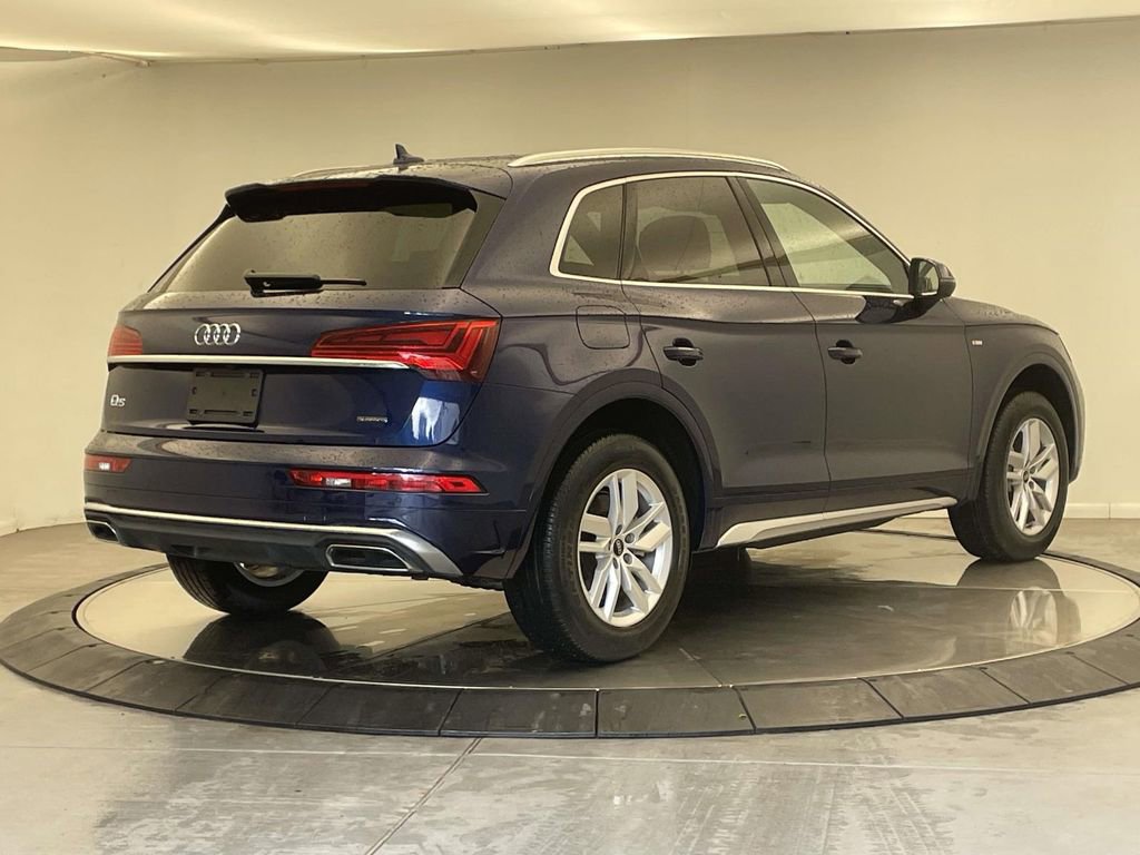 Used 2023 Audi Q5 2.0T Premium w/ Convenience Package AWD/4WD image 7