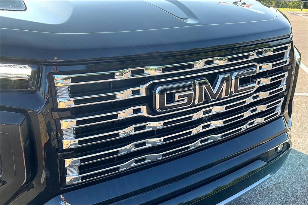 Used 2023 GMC Canyon Denali image 30