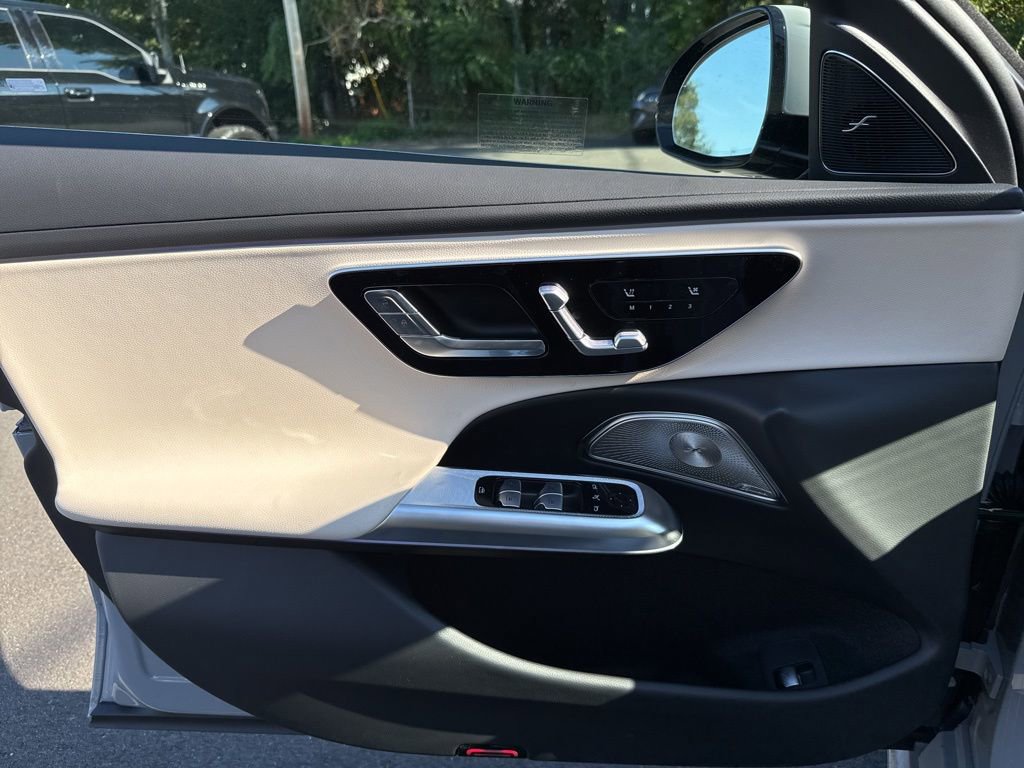 New 2026 Mercedes-Benz E 350 4MATIC Sedan image 15