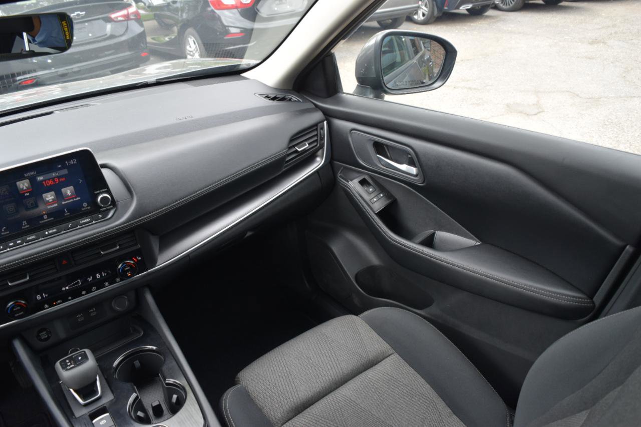 Used 2026 Nissan Rogue SV w/ Cold Weather Package AWD/4WD image 17