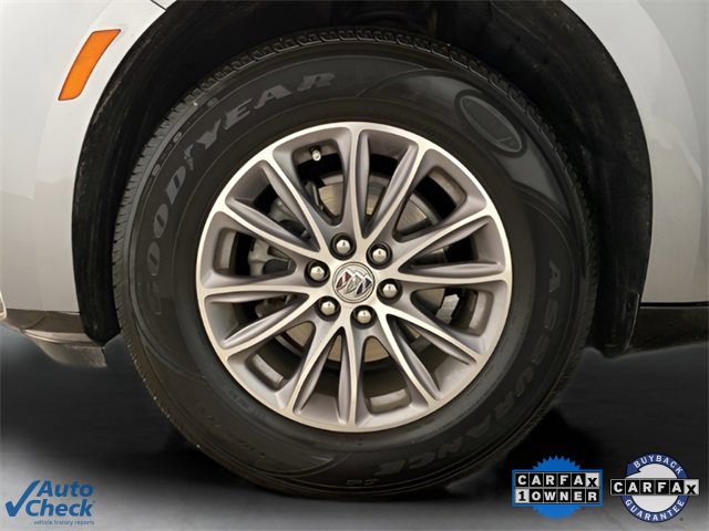 Used 2024 Buick Enclave Premium image 17