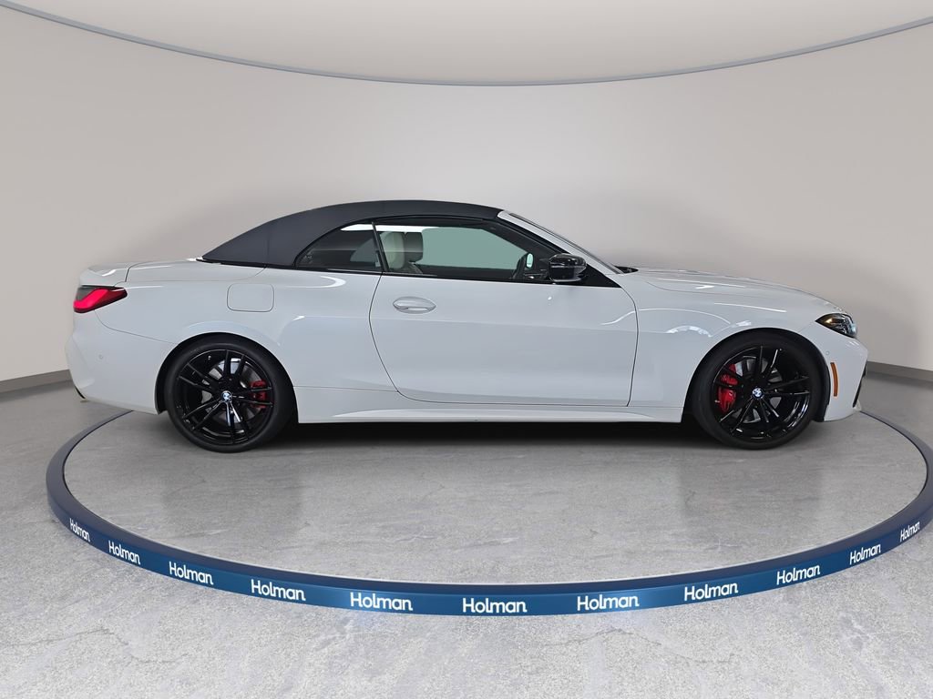 Used 2023 BMW M440i Convertible w/ Premium Package image 4