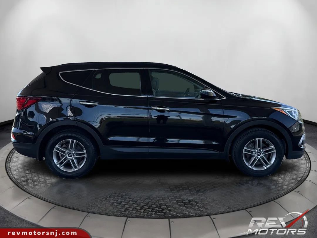 Used 2017 Hyundai Santa Fe Sport w/ 2.4L Value Package 06 AWD/4WD image 6