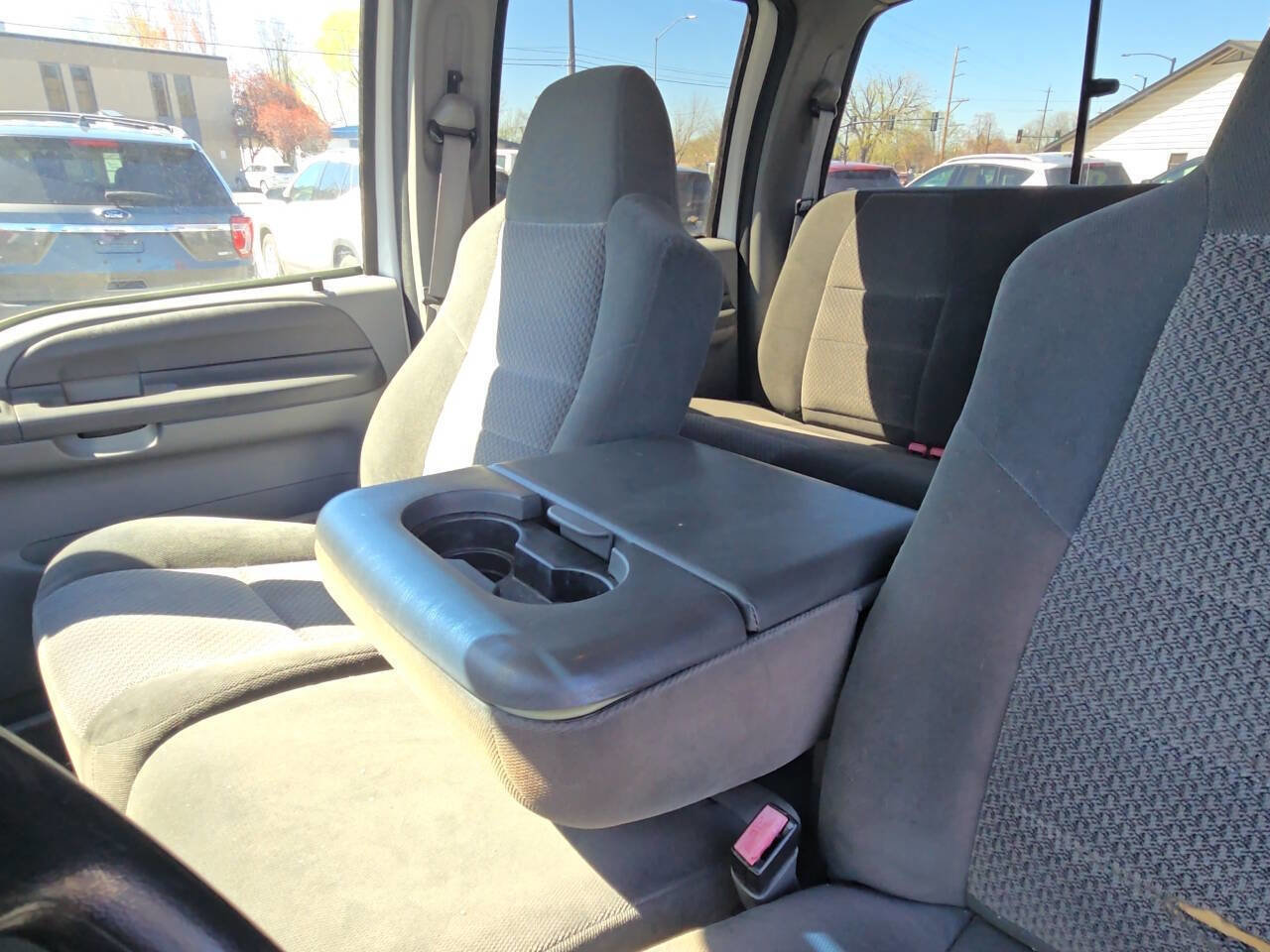 Used 2003 Ford F250 XLT image 22