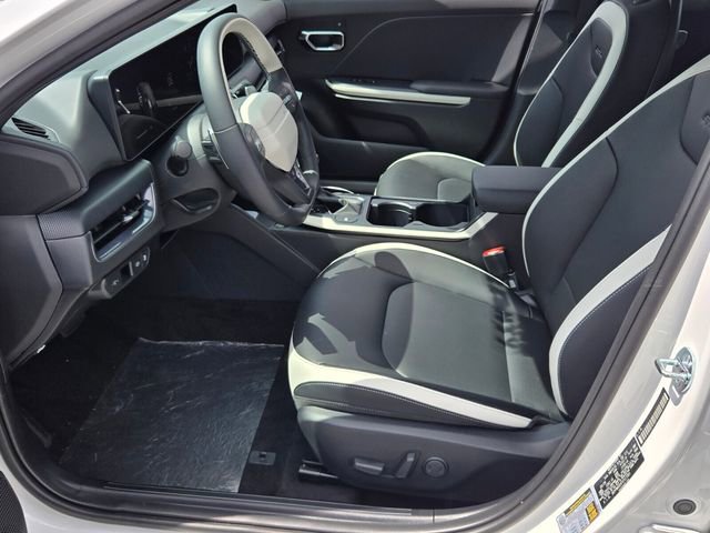 New 2026 Kia K4 GT-Line FWD image 5