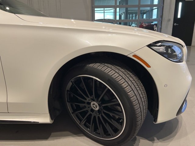 Used 2022 Mercedes-Benz S 580 4MATIC Sedan image 4