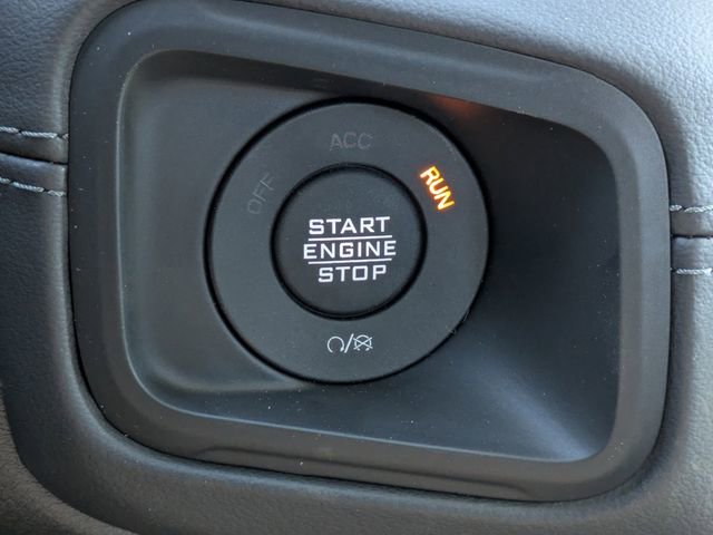 New 2026 Jeep Gladiator Mojave image 32