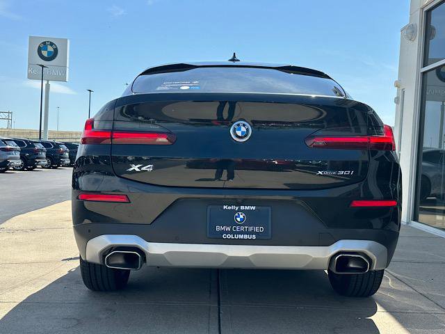 Certified 2022 BMW X4 xDrive30i image 8