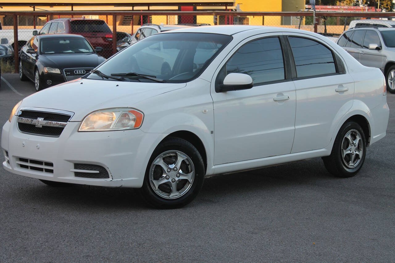 Used 2007 Chevrolet Aveo LS FWD image 4