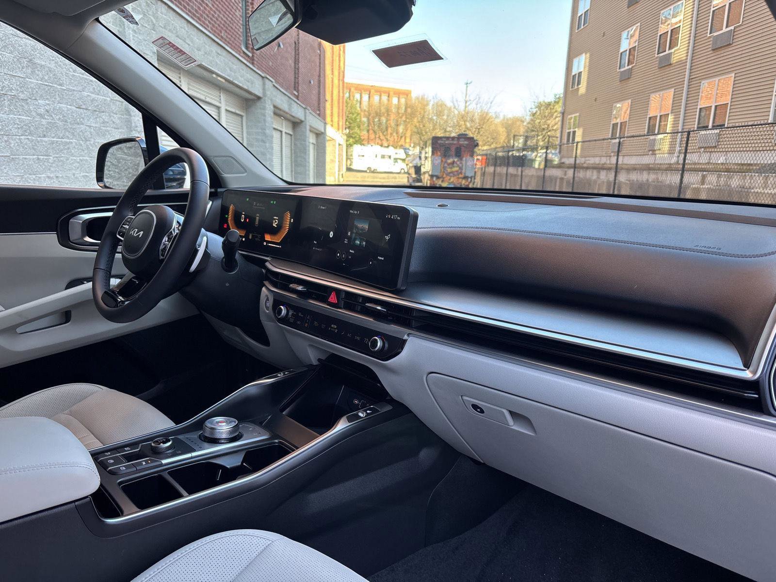 Used 2025 Kia Sorento EX image 9