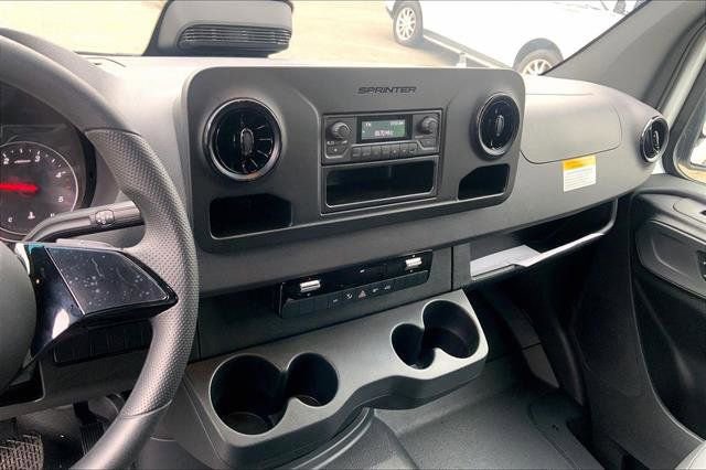 New 2025 Mercedes-Benz Sprinter 2500 image 23