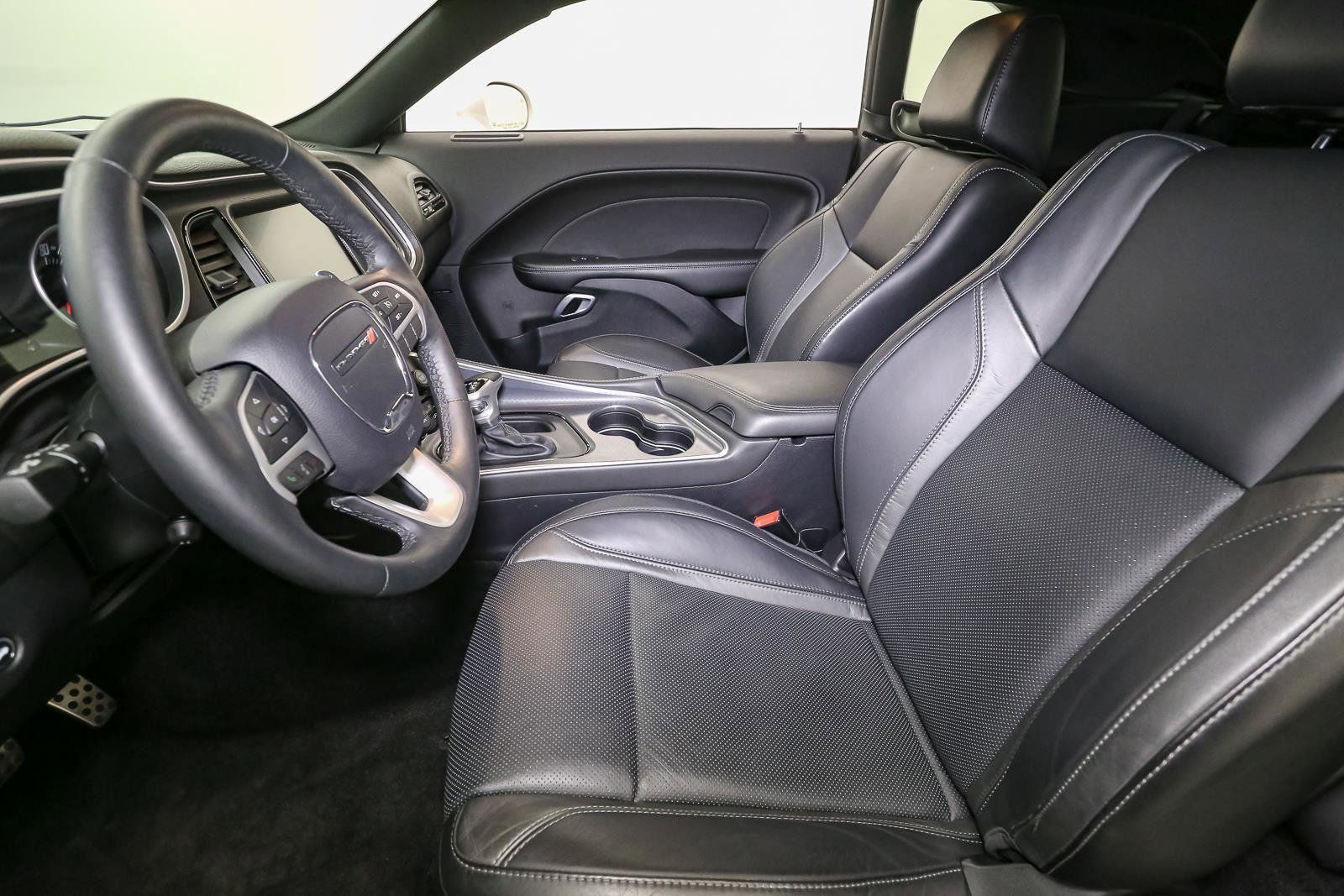 Used 2015 Dodge Challenger R/T Plus image 42