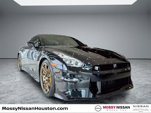Certified 2024 Nissan GT-R w/ Floor Mat Package image 4