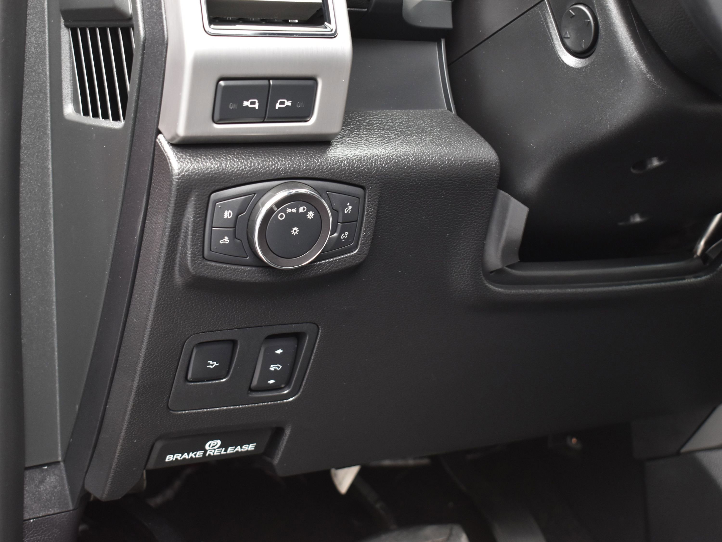 Used 2019 Ford F250 Platinum w/ Platinum Ultimate Package image 22