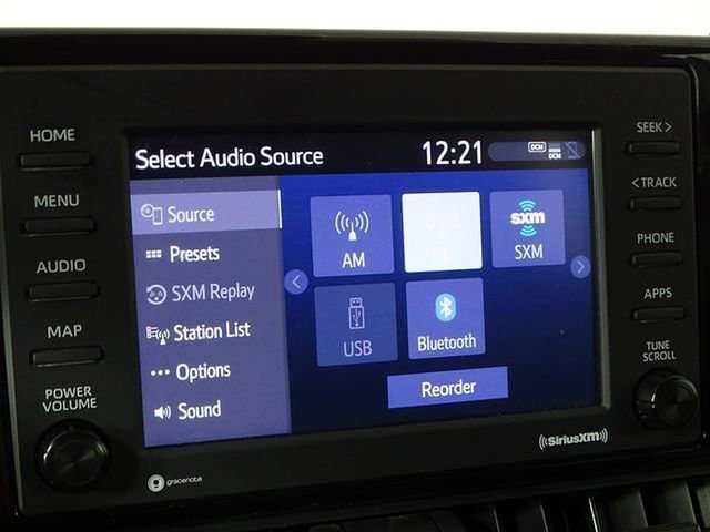 Used 2021 Toyota RAV4 XLE image 31