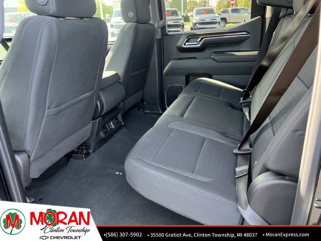 Used 2026 Chevrolet Silverado 1500 RST AWD/4WD image 13