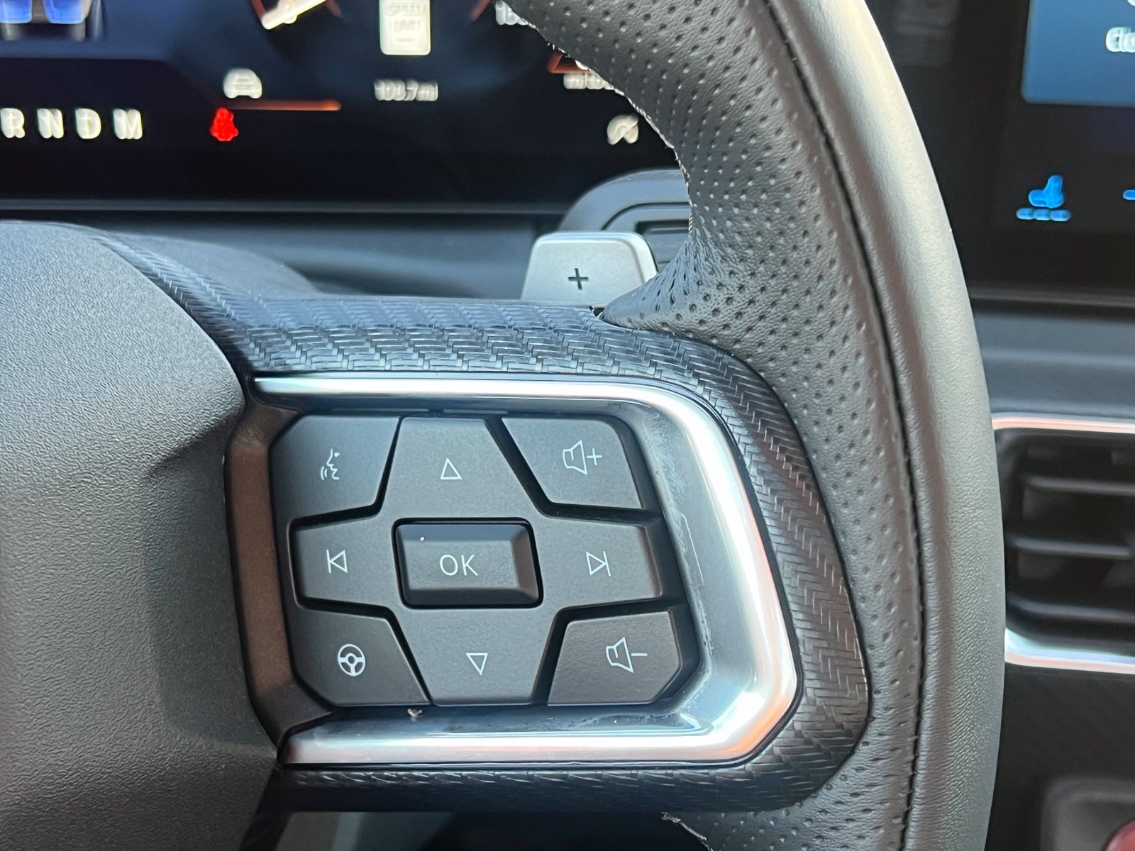 Used 2025 Ford Mustang GT Premium RWD image 26