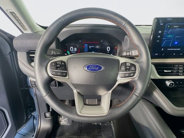 Used 2025 Ford Explorer Active image 16