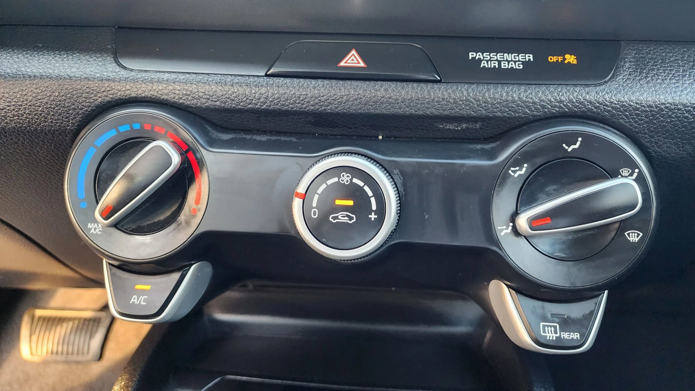 Used 2022 Kia Rio S image 25