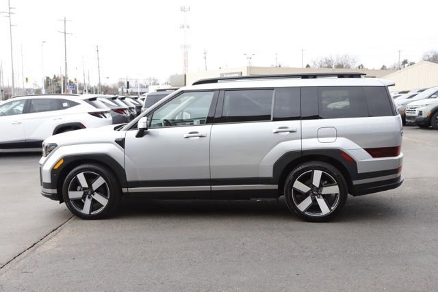 Certified 2025 Hyundai Santa Fe Limited image 9