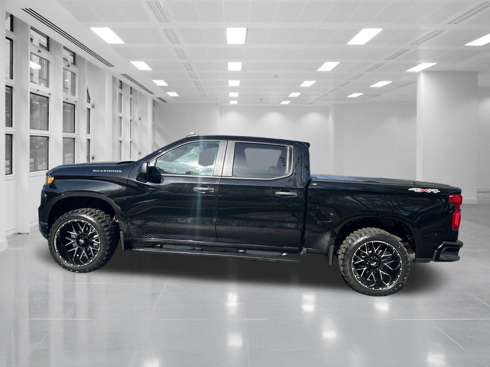 Used 2021 Chevrolet Silverado 1500 Custom AWD/4WD image 8
