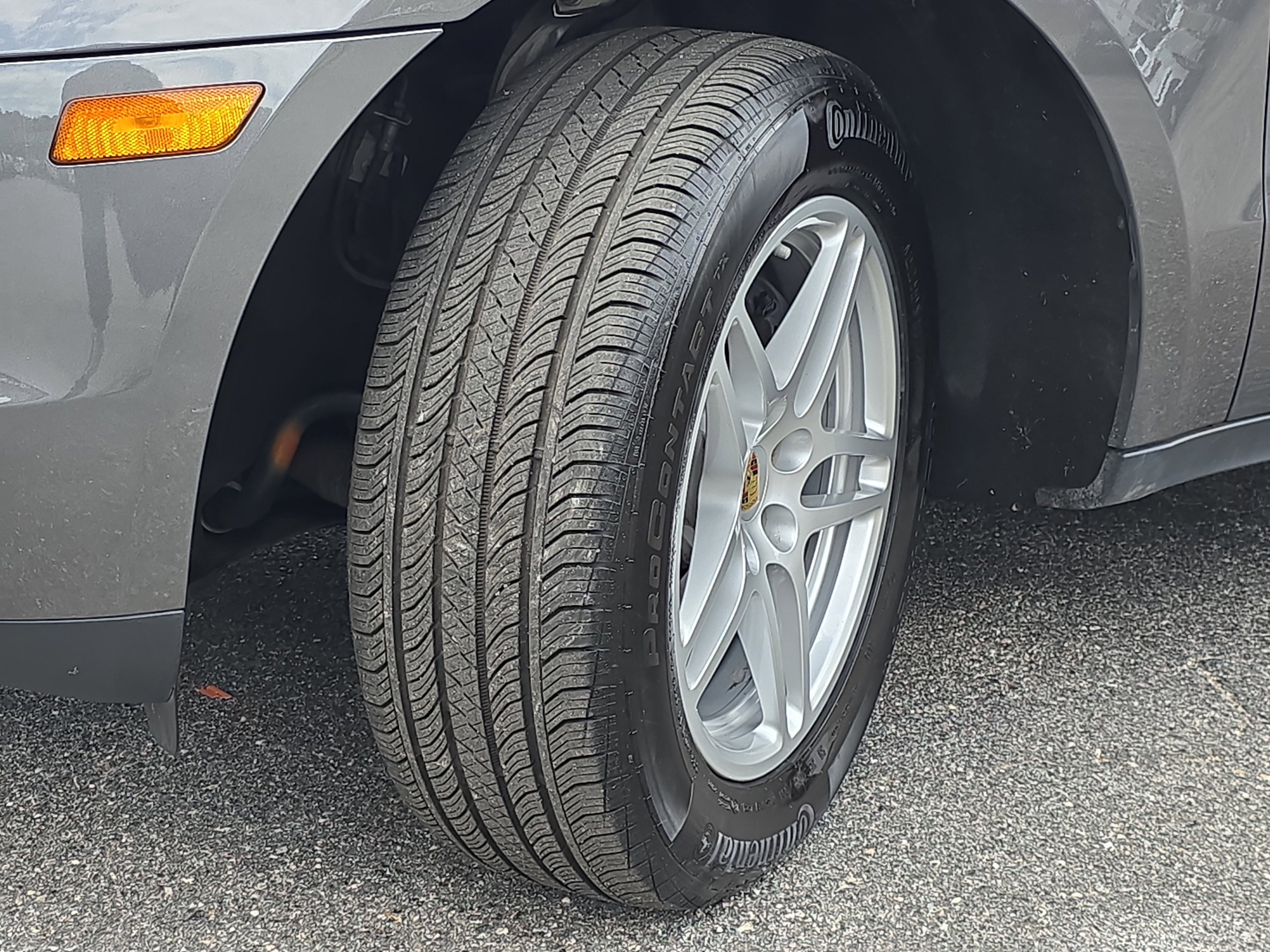 Used 2018 Porsche Macan AWD/4WD image 33