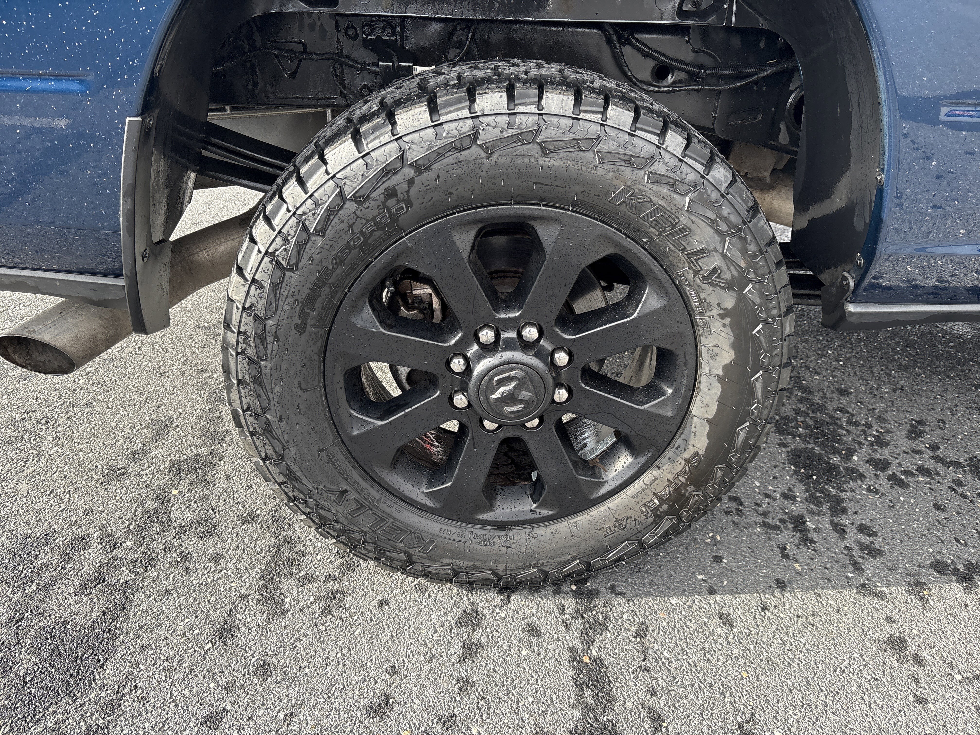 Used 2024 RAM 3500 Laramie w/ Night Edition image 7