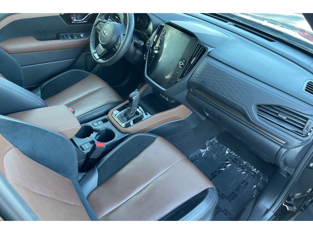 Used 2025 Subaru Forester Touring image 19