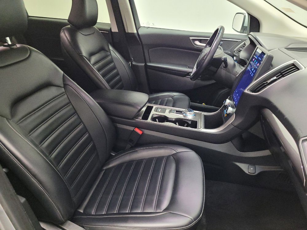 Used 2023 Ford Edge SEL image 21